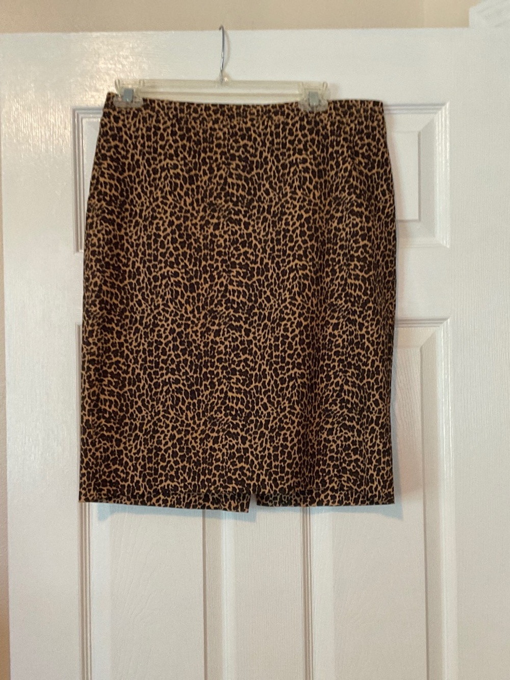Ladies size 6 J Crew animal print pencil skirt.